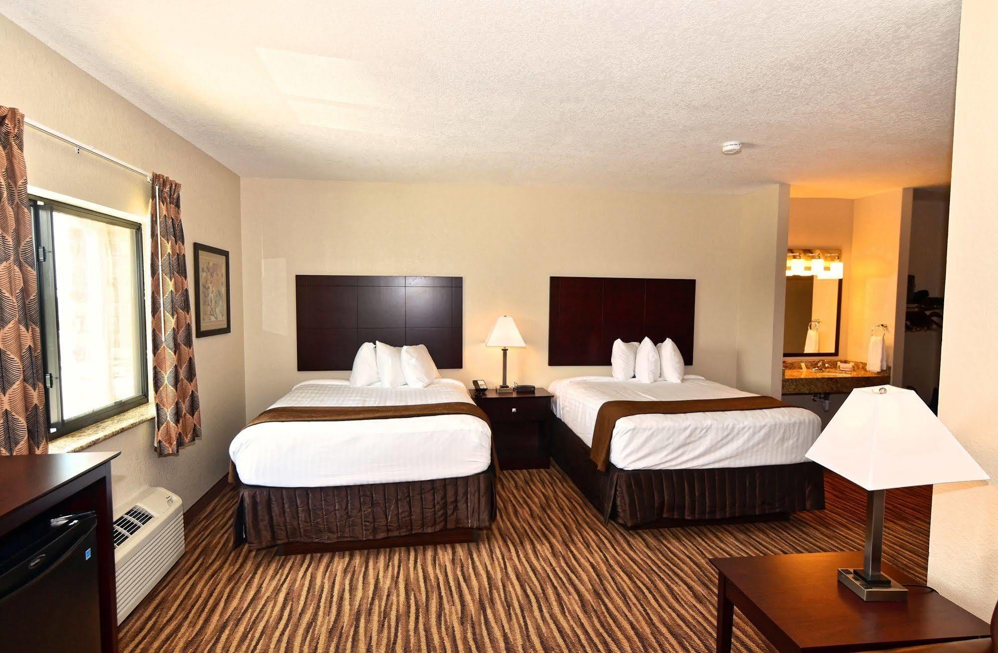 Cobblestone Inn & Suites - Clarion Экстерьер фото