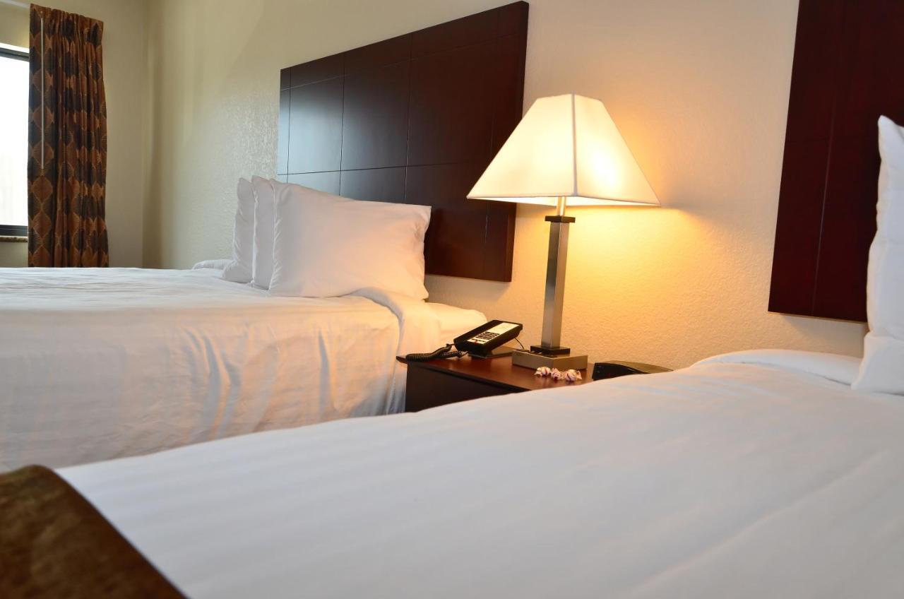 Cobblestone Inn & Suites - Clarion Экстерьер фото