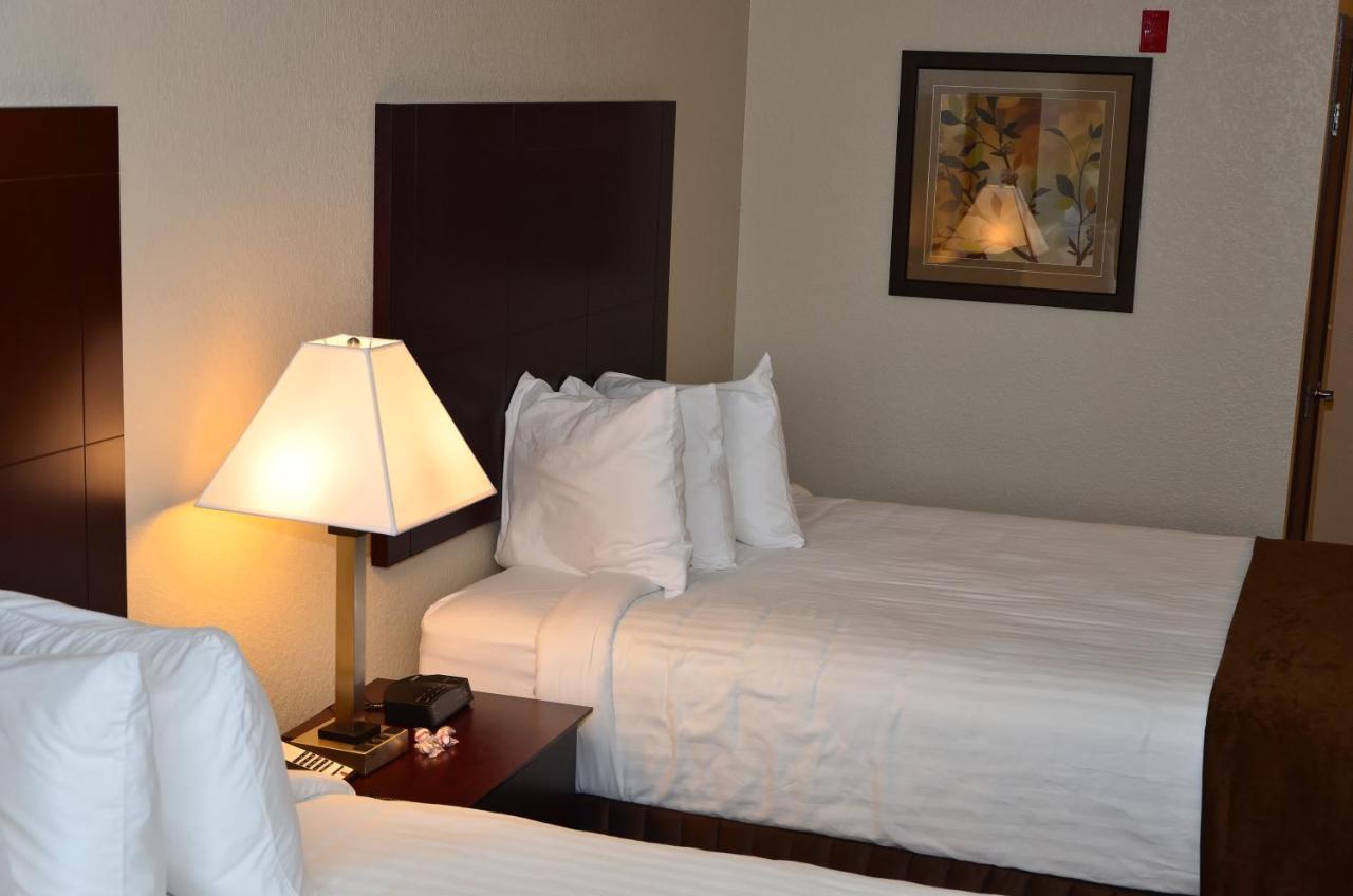 Cobblestone Inn & Suites - Clarion Экстерьер фото