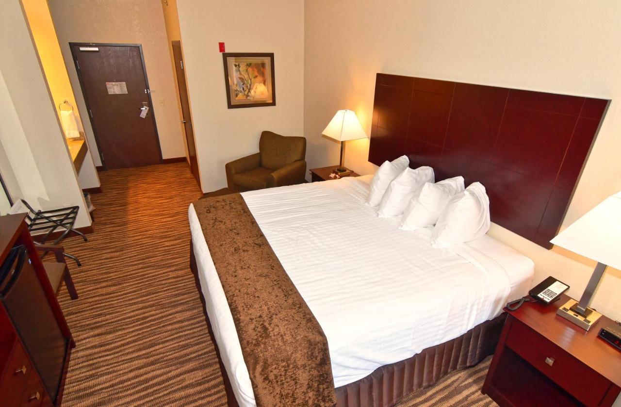 Cobblestone Inn & Suites - Clarion Экстерьер фото