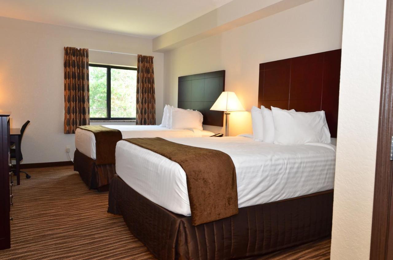 Cobblestone Inn & Suites - Clarion Экстерьер фото